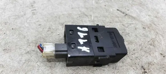 Nissan X-Trail T30 Headlight level height control switch NOCODE