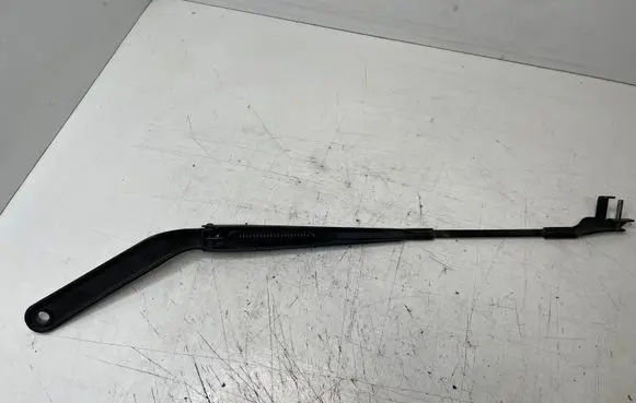 BMW X5 E70 Front wiper blade arm 7153736