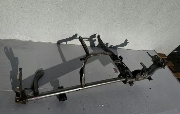Volkswagen Tiguan Allspace Dashboard glove box trim 