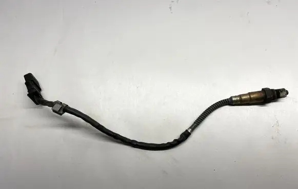 BMW 2 F22 F23 Lambda probe sensor 0258027015 7596908