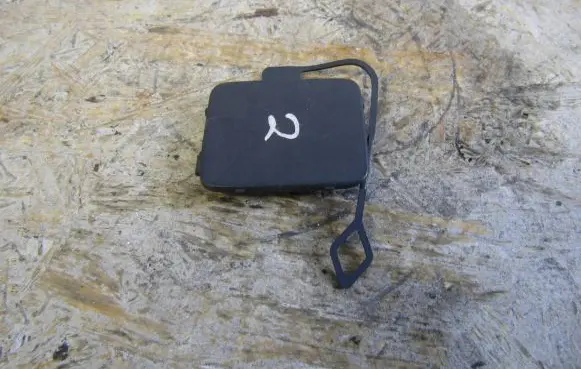 BMW 3 E90 E91 Front tow hook cap/cover 7116687