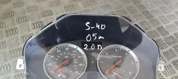Volvo S40 Speedometer (instrument cluster) 30728644 860288169594-900t