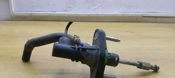 Toyota Auris 150 Clutch master cylinder 3142002061A