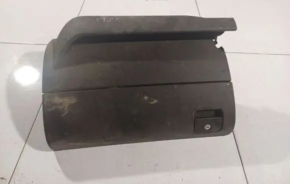 Audi A3 S3 8L Glove box 8L1857095