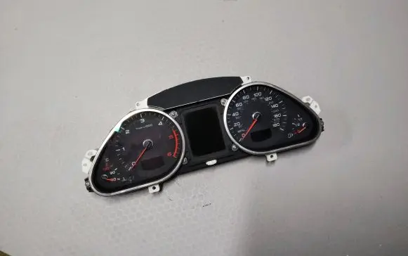 Audi A6 S6 C6 4F Speedometer (instrument cluster) 4F0920983G 503002322003