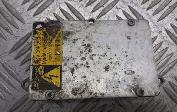 Opel Vectra C Voltage converter/converter module 5DV00829000