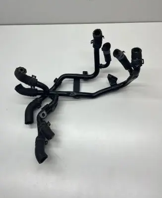 Audi Q5 SQ5 Engine coolant pipe/hose 04L122157CC