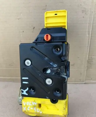 Volvo XC90 Rear door lock 30699756