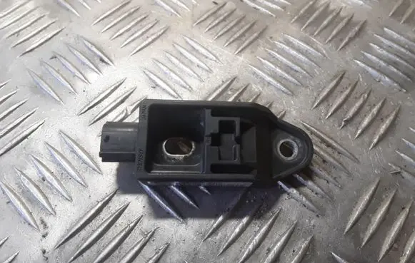 Honda Accord Airbag deployment crash/impact sensor 77930SFEJ110M2