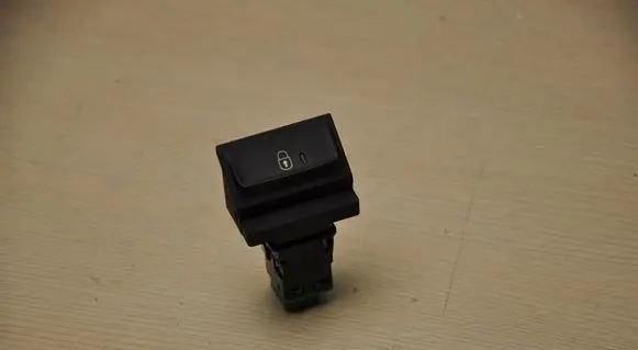 Peugeot 508 II Central locking switch button 9813404577