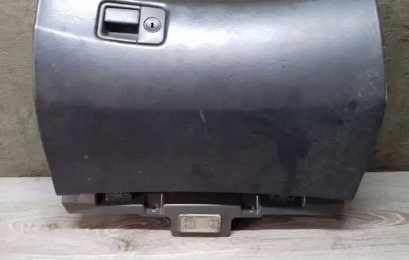 Volvo S80 Glove box 9164486