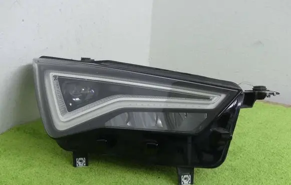 Seat Ateca Headlight/headlamp 576941032B