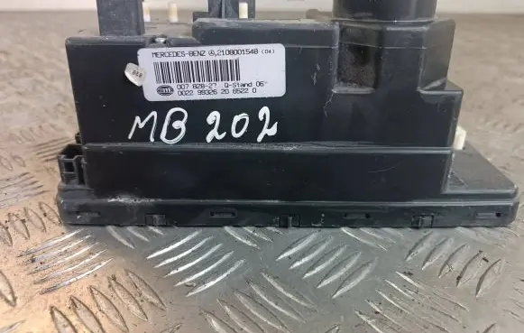 Mercedes-Benz C W202 Door central lock control unit/module 2108001548 00782827