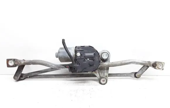 Volvo V70 Front wiper linkage and motor 30796358 3397020958