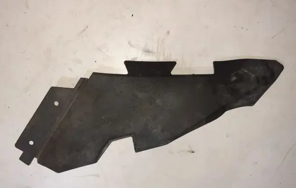 Mercedes-Benz B W245 Under headlight/headlamp trim A1698210336