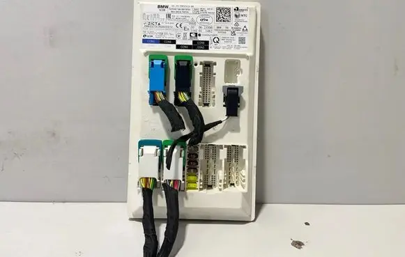 BMW X6 G06 Central body control module 5B3CFC2 5B8E989