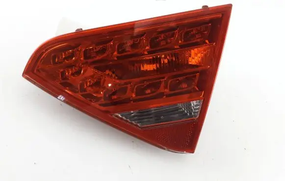 Audi S5 Tailgate rear/tail lights 8T0945094A