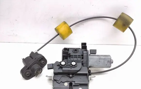 Mercedes-Benz S W221 Tailgate/trunk/boot lock/catch/latch 2217500085