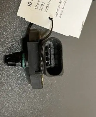 Volkswagen Golf VI Air pressure sensor 038906051B 0281002399
