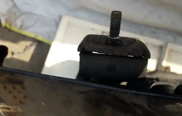 Renault Laguna II Tailgate/trunk/boot hinge