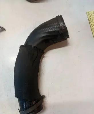 Volvo S60 Intercooler hose/pipe 31338809
