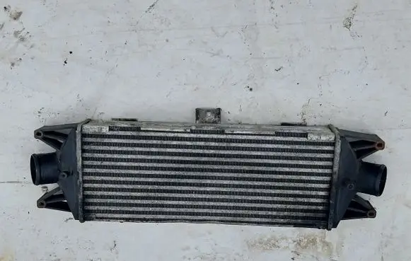 Iveco Daily 4th gen Intercooler radiator 5801349166 PA66GF30