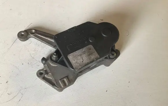 Opel Zafira B Intake manifold valve actuator/motor 55206457