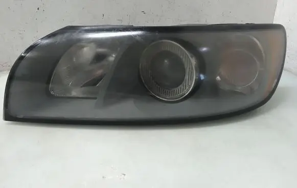 Volvo V50 Headlight/headlamp 30698885