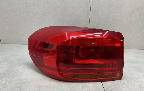 Rear/tail lights