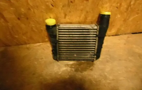 Audi A4 S4 B7 8E 8H Intercooler radiator 8E0145805AA