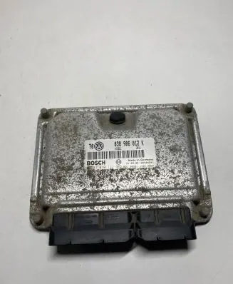 Volkswagen Golf IV Engine control unit/module 038906012K 0281010111 28SA4241