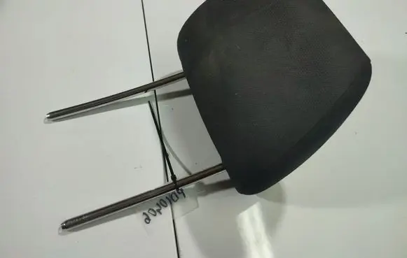 Mercedes-Benz A W169 Front seat headrest 