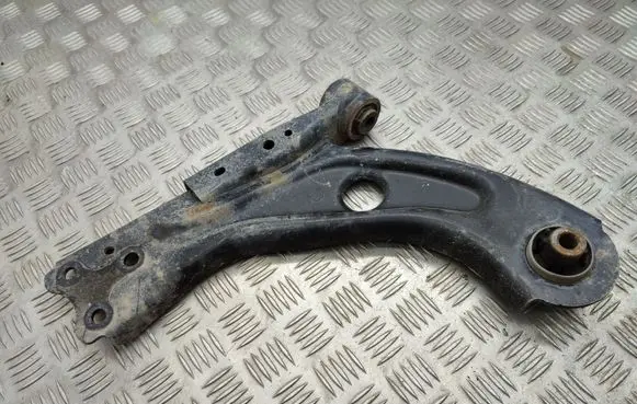 Peugeot 308 Front lower control arm/wishbone