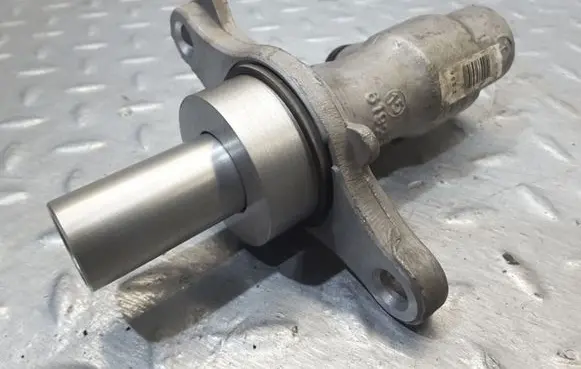 Peugeot Partner Master brake cylinder