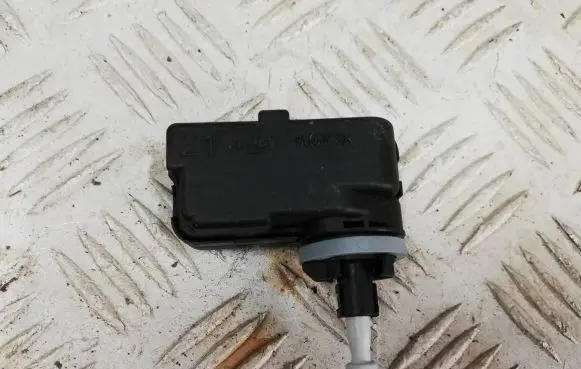 Citroen DS3 Headlight level adjustment motor 