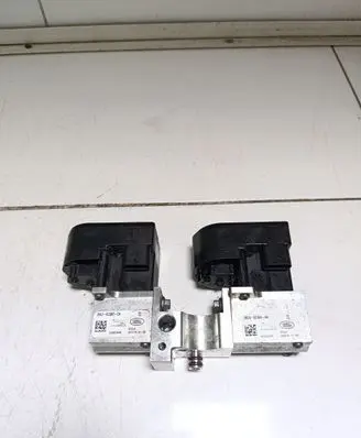 Jaguar I-Pace Air conditioning (A/C) expansion valve J9D36C582CA J9D38D304AA 230853448