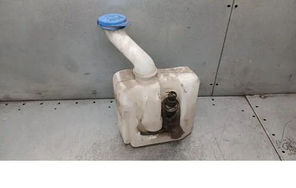Audi A4 S4 B5 8D Windshield washer fluid reservoir/tank 8D9955453