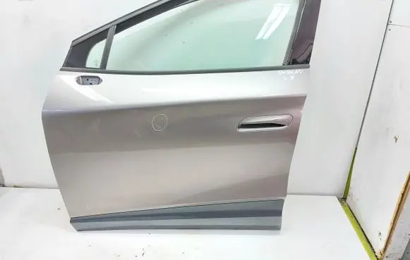 Cupra Tavascan Front door CUPTAV
