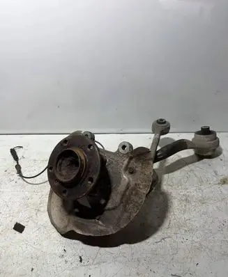 BMW 1 F20 F21 Front wheel hub spindle knuckle 6792285