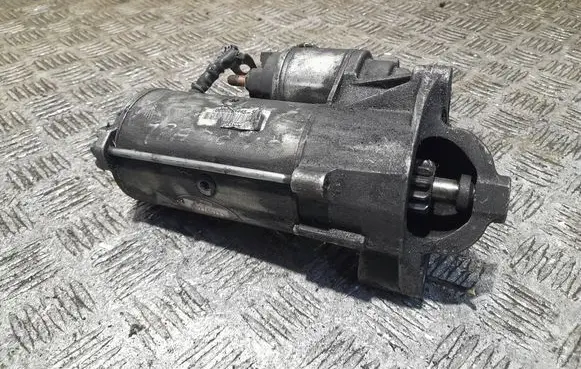 Renault Trafic II (X83) Starter motor 402745781
