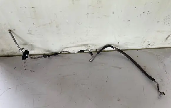 Audi A4 S4 B7 8E 8H Air conditioning (A/C) pipe/hose 8E0260710H