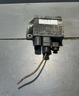 Volkswagen Transporter - Caravelle T5 Coolant fan relay 7H0919506F
