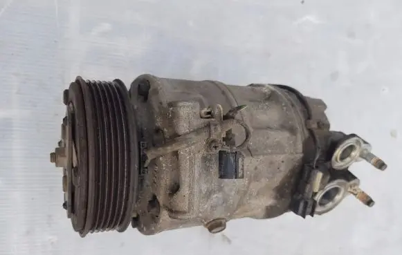 Land Rover Discovery 4 - LR4 Air conditioning (A/C) compressor (pump) 9X2319D629DA