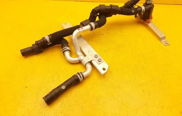 Audi R8 4S Engine coolant pipe/hose 4S0820536A 06H121801N 4S0121487A