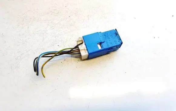 Nissan Primera Other relay 252309f920 4ra007813-03