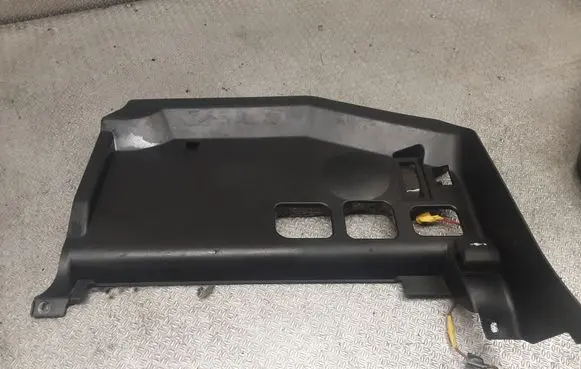 BMW 3 E90 E91 Dashboard lower bottom trim panel 7059287