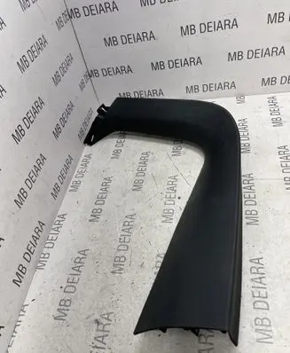Mercedes-Benz GLC X253 C253 (D)pillar trim (top) A2537400271
