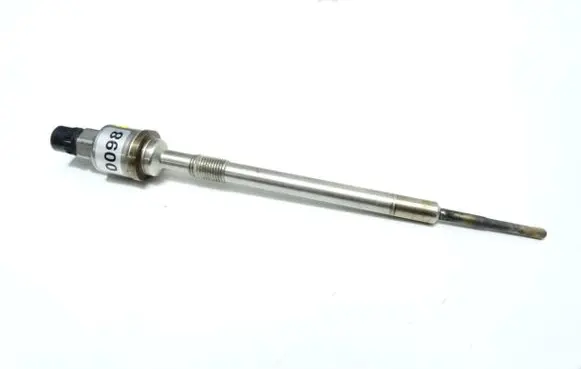 Opel Zafira C Glow plug 55590467