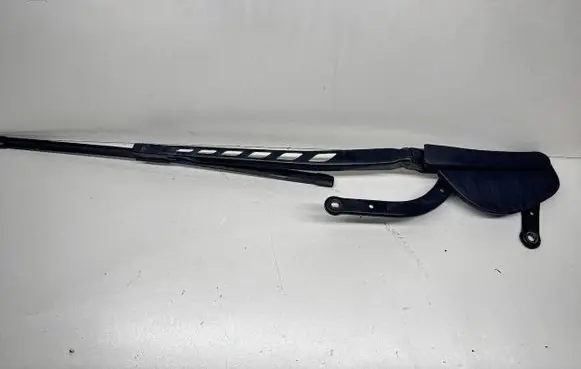 BMW 5 E60 E61 Windshield/front glass wiper blade 178421 178261