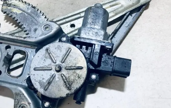 Mitsubishi Outlander Rear door window regulator motor 701100